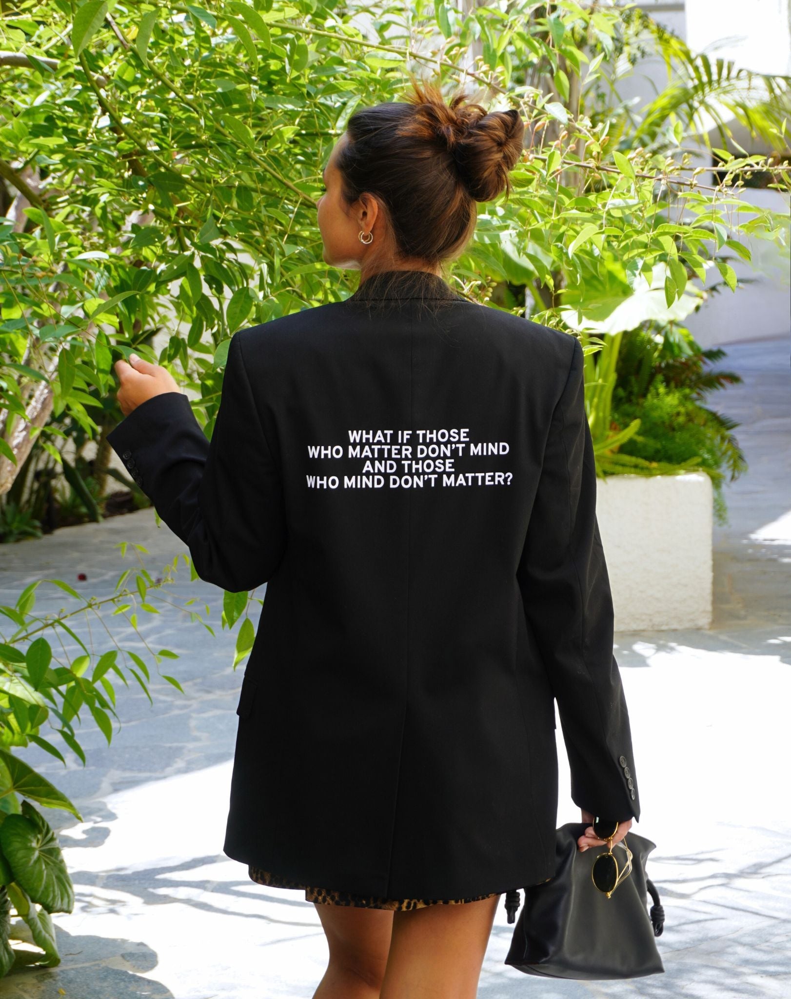 What if those who matter don't mind and those who mind don't matter? Upcycled Blazer - OBLIVIOUS?